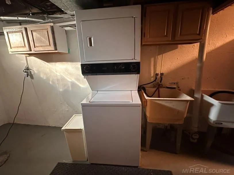 50666 JEFFERSON STREET New Baltimore City, MI 48047