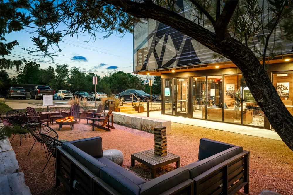 2505 Thornton Road Road #2305 Austin, TX 78704