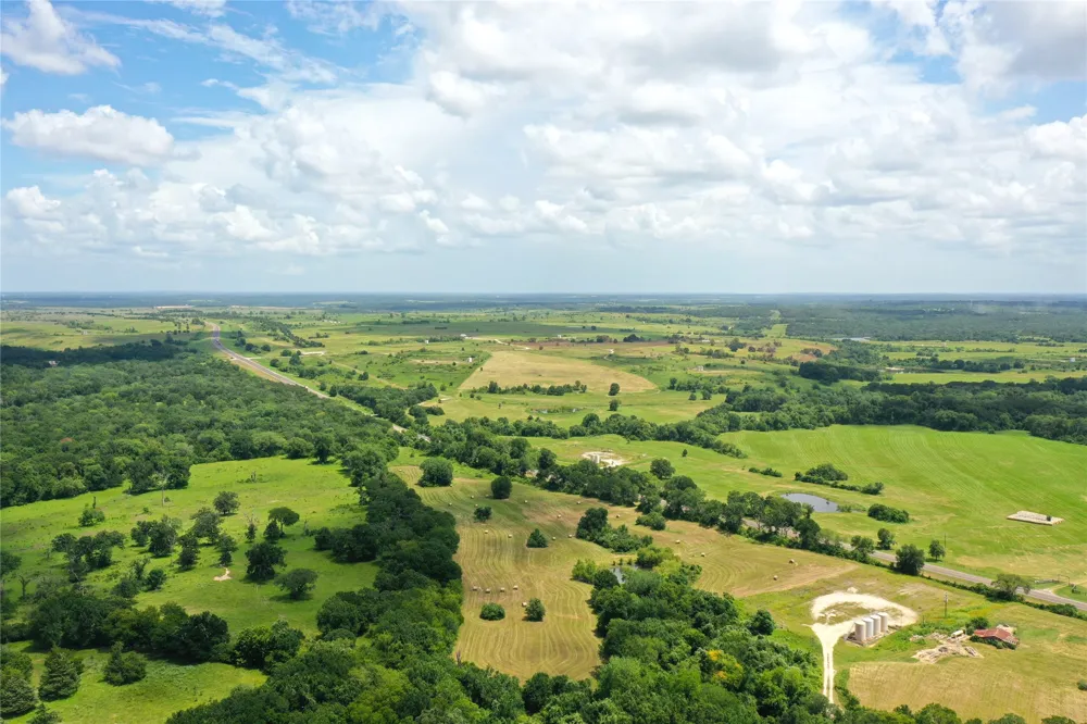 Hwy 164 Donie, TX 75838