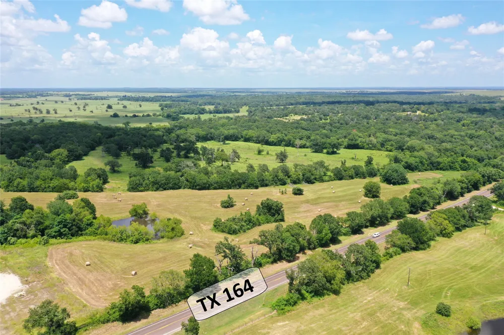 Hwy 164 Donie, TX 75838