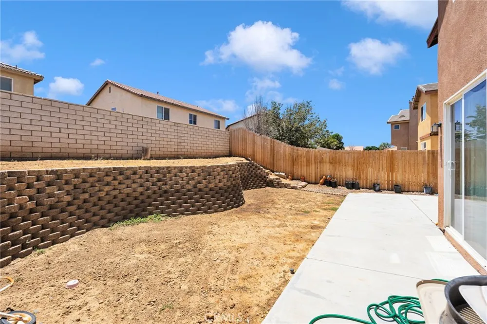 13731 Sunshine Terrace st Victorville, CA 92393