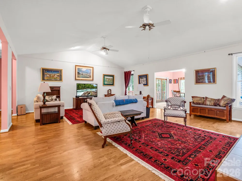 385 Park Street Columbus, NC 28722