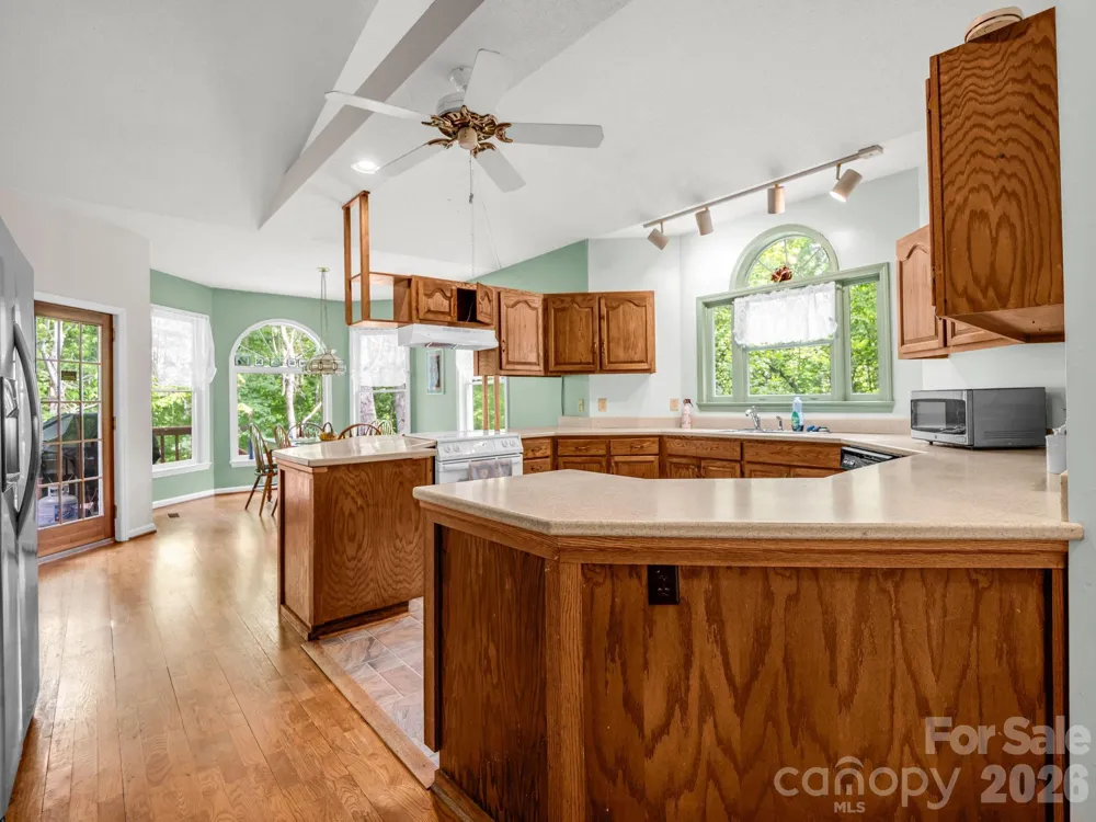 385 Park Street Columbus, NC 28722