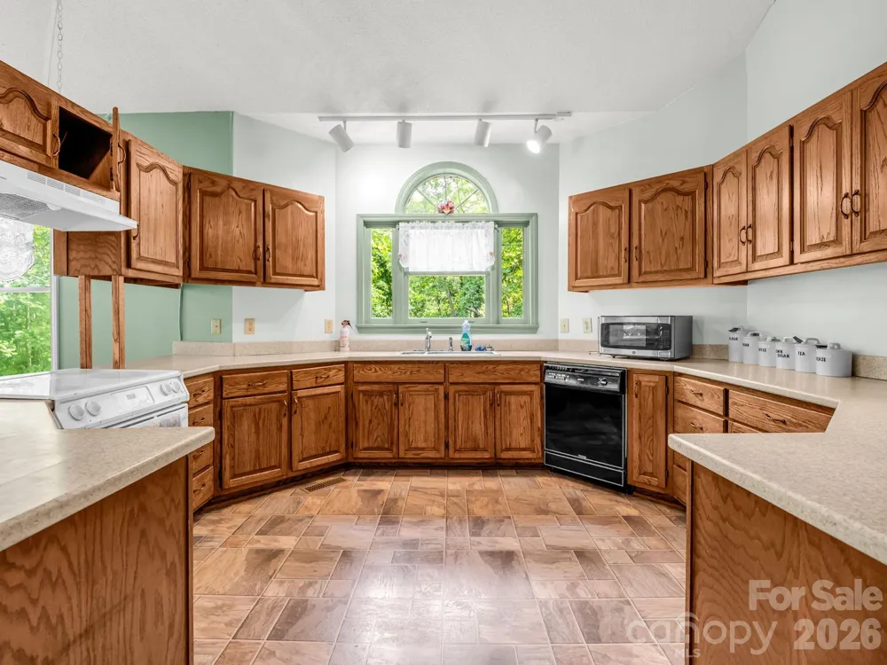 385 Park Street Columbus, NC 28722