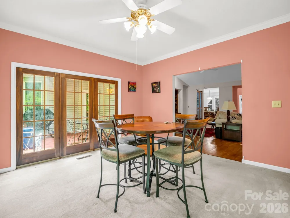 385 Park Street Columbus, NC 28722