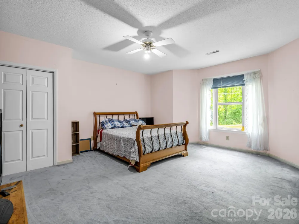 385 Park Street Columbus, NC 28722