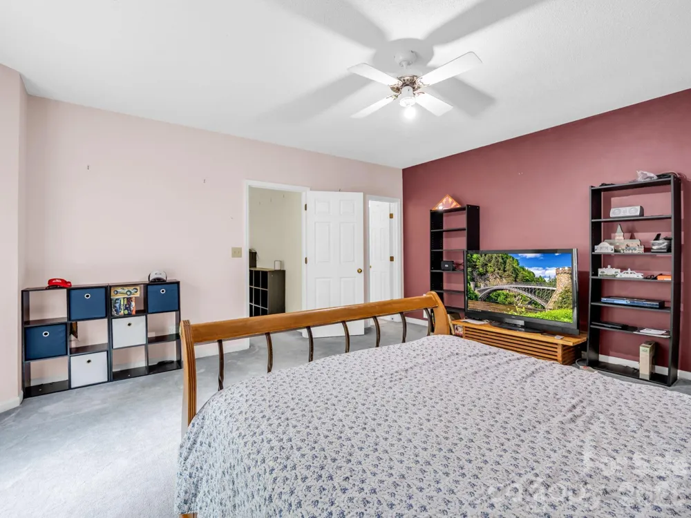 385 Park Street Columbus, NC 28722