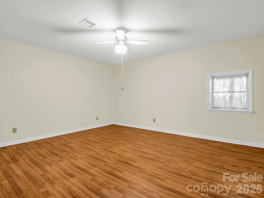 385 Park Street Columbus, NC 28722