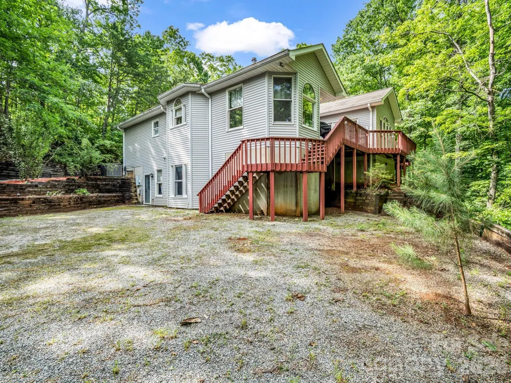 385 Park Street Columbus, NC 28722