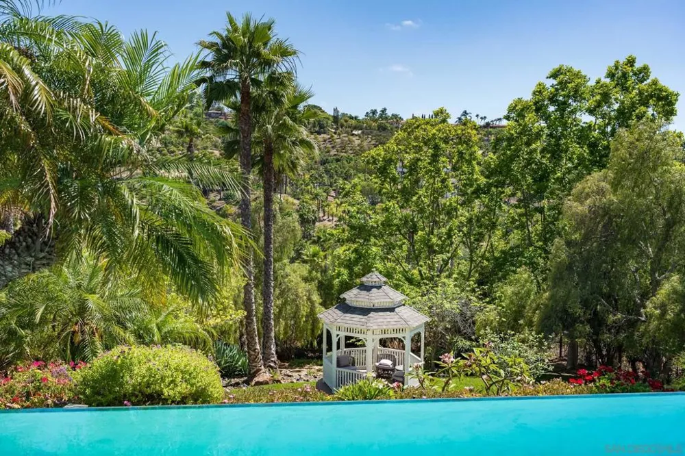 6171 Avenida Del Duque Rancho Santa Fe, CA 92067