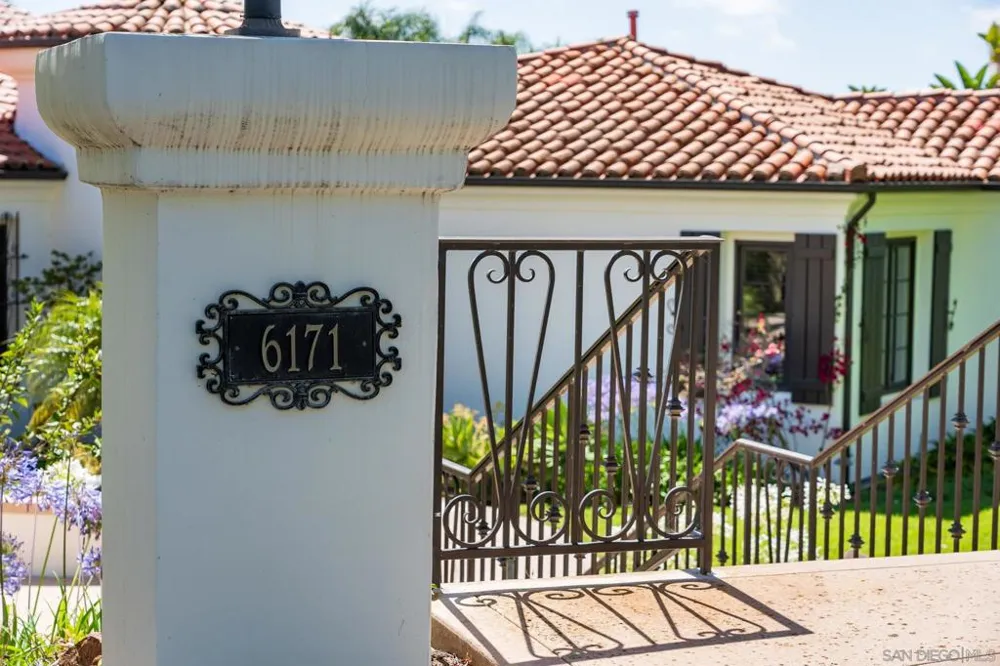 6171 Avenida Del Duque Rancho Santa Fe, CA 92067