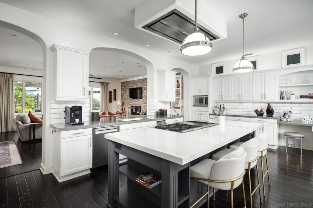 6171 Avenida Del Duque Rancho Santa Fe, CA 92067