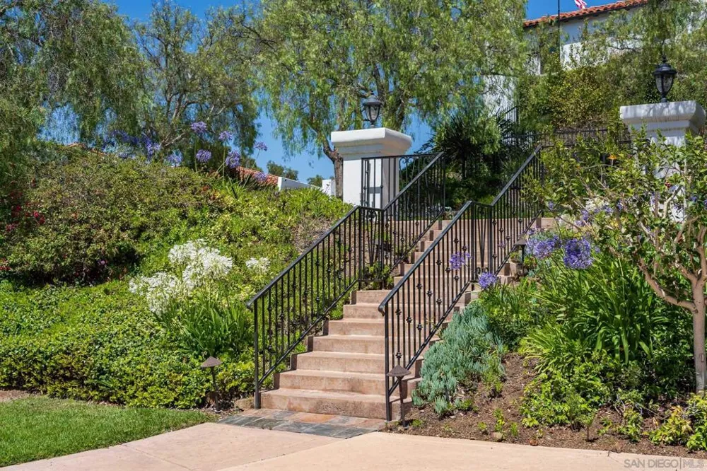 6171 Avenida Del Duque Rancho Santa Fe, CA 92067