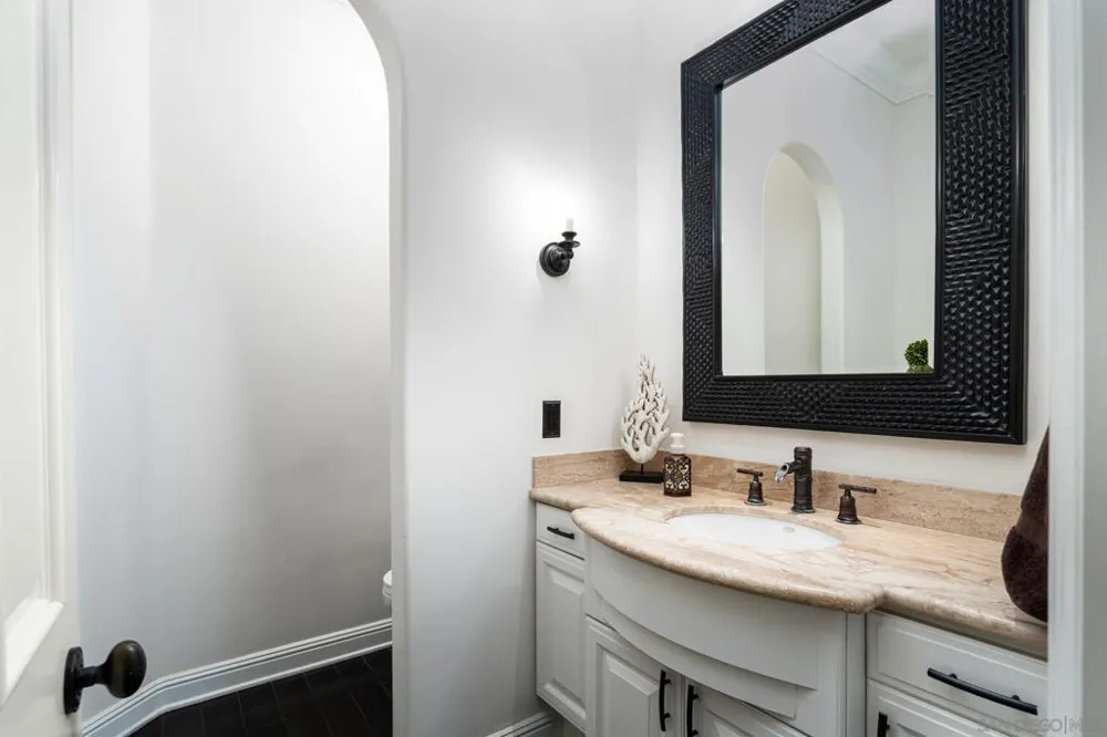 6171 Avenida Del Duque Rancho Santa Fe, CA 92067