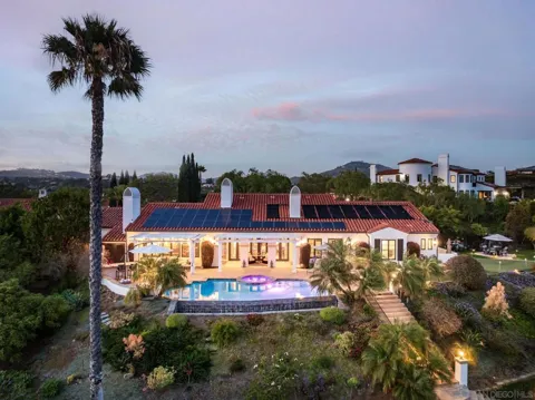 6171 Avenida Del Duque