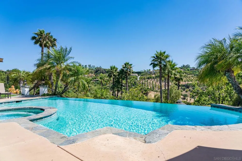 6171 Avenida Del Duque Rancho Santa Fe, CA 92067