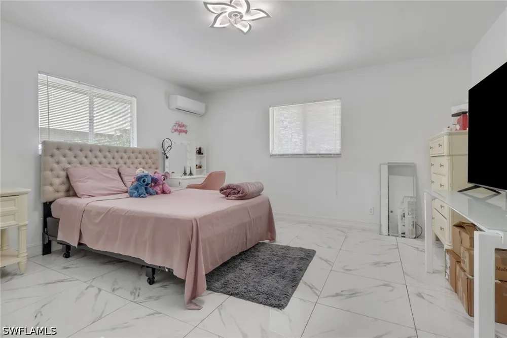 31st Street SW Naples, FL 34117