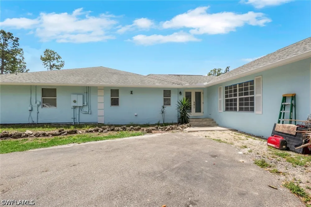31st Street SW Naples, FL 34117