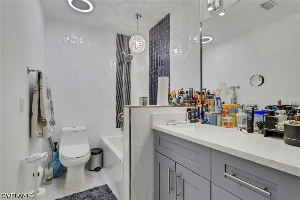 31st Street SW Naples, FL 34117