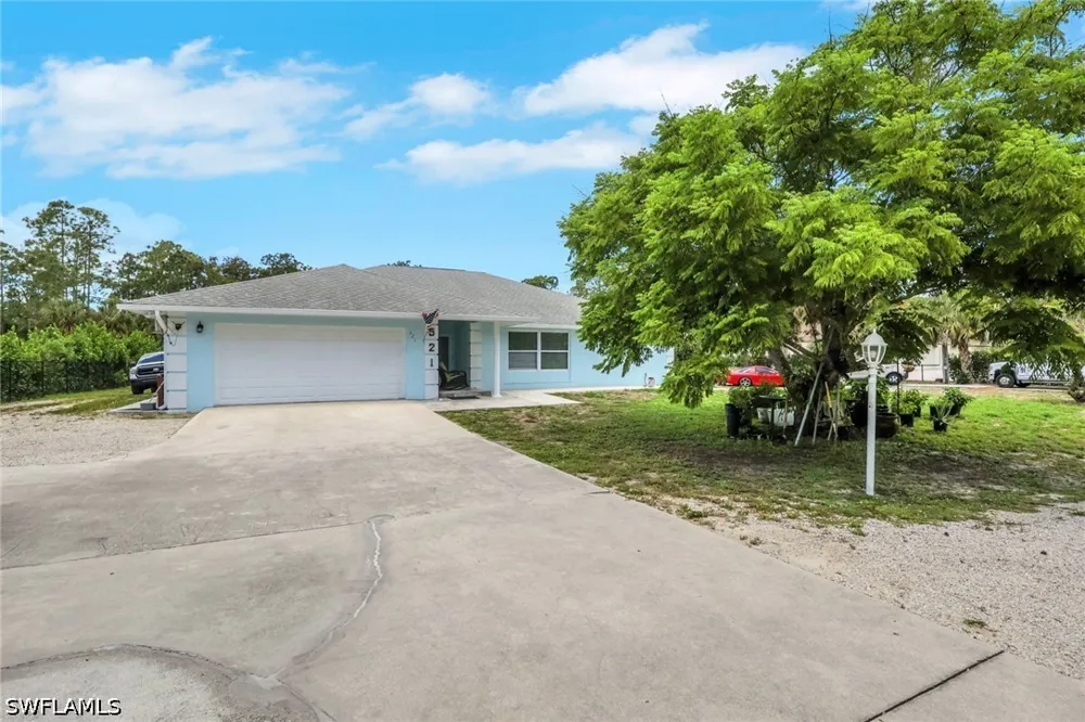 31st Street SW Naples, FL 34117