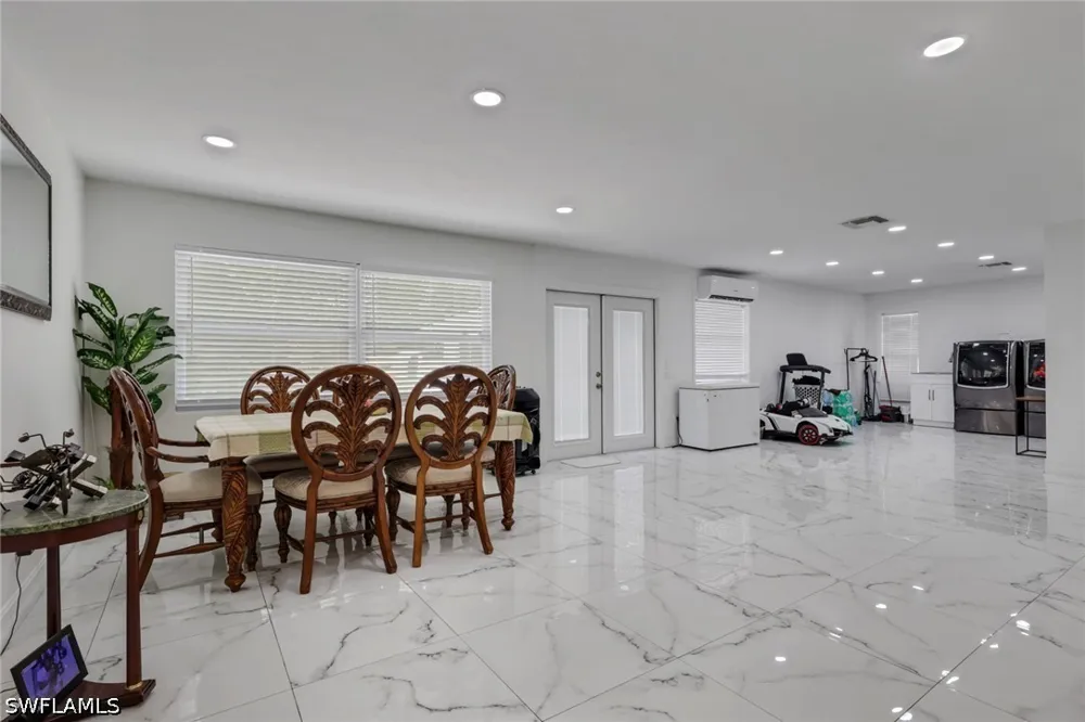 31st Street SW Naples, FL 34117