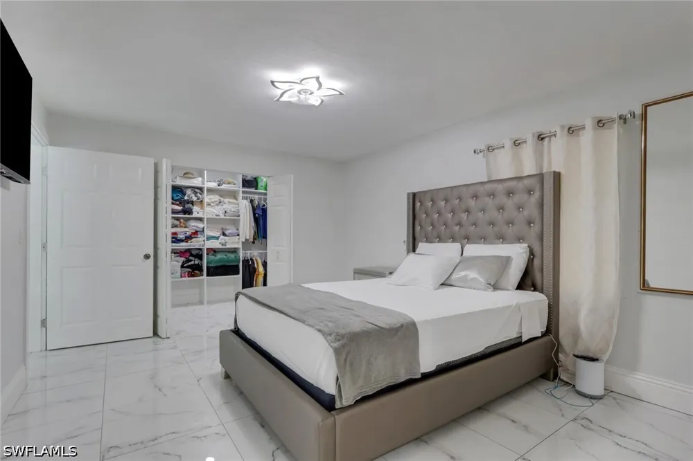 31st Street SW Naples, FL 34117
