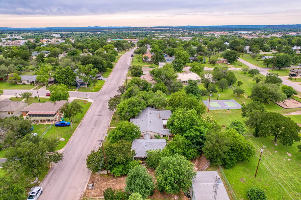 301 6th Street Marble Falls, TX 78654