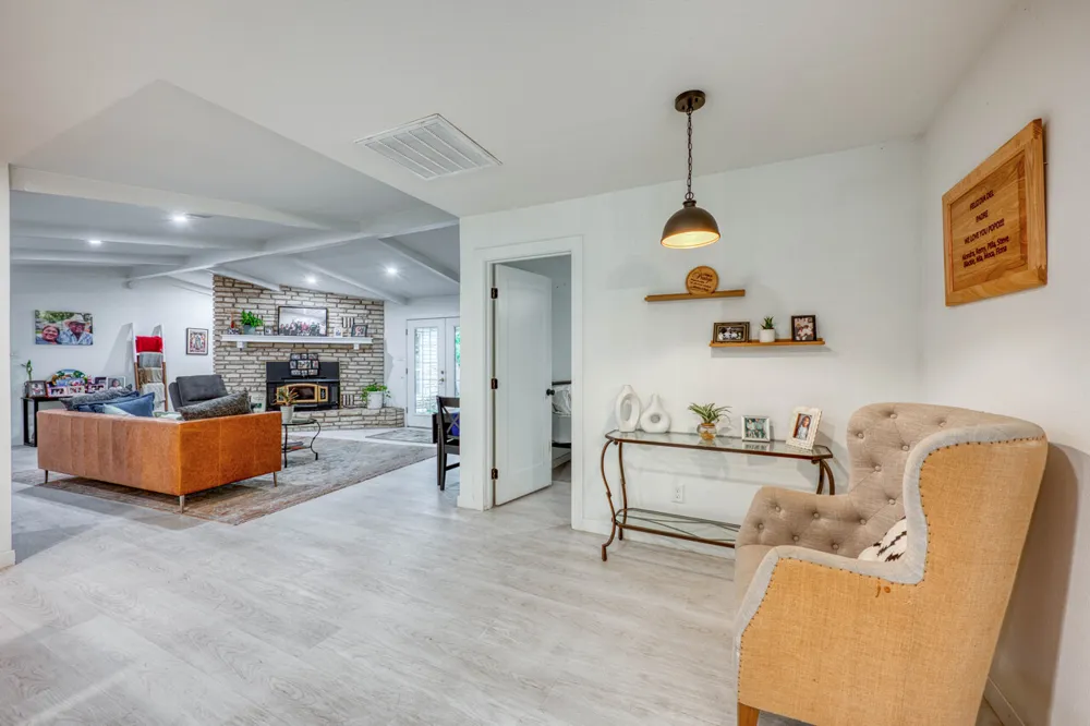 301 6th Street Marble Falls, TX 78654