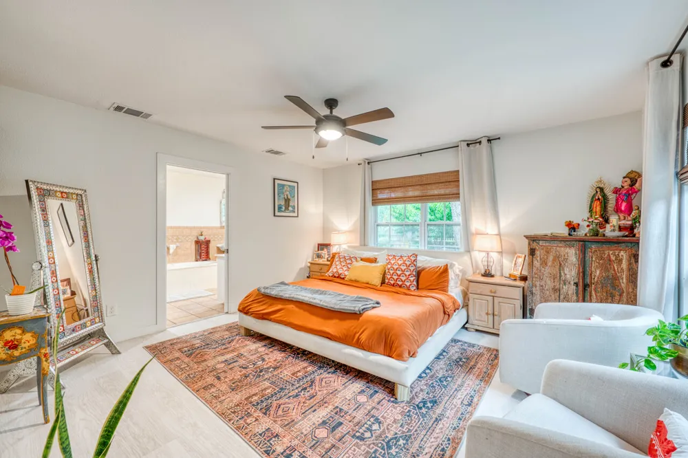 301 6th Street Marble Falls, TX 78654