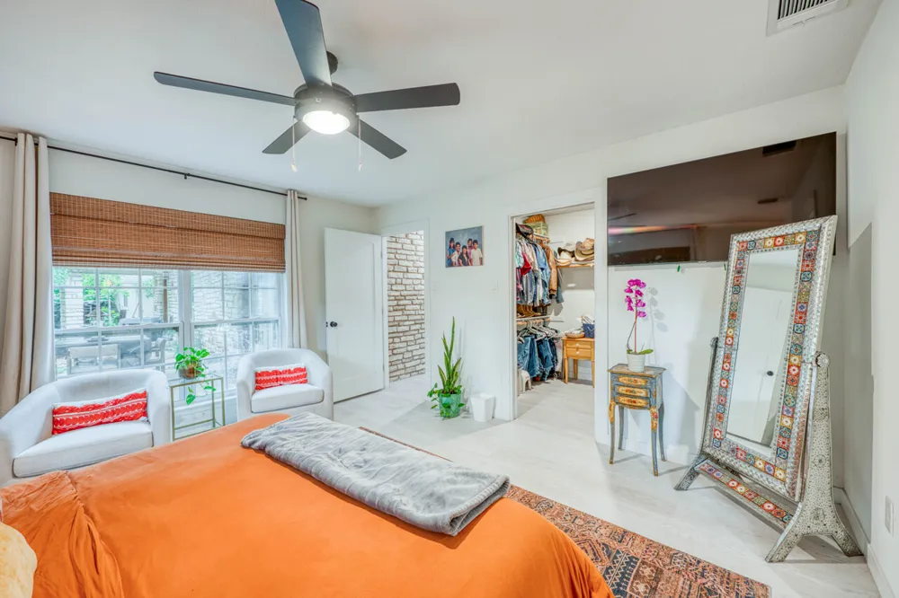 301 6th Street Marble Falls, TX 78654
