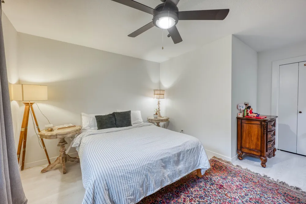 301 6th Street Marble Falls, TX 78654