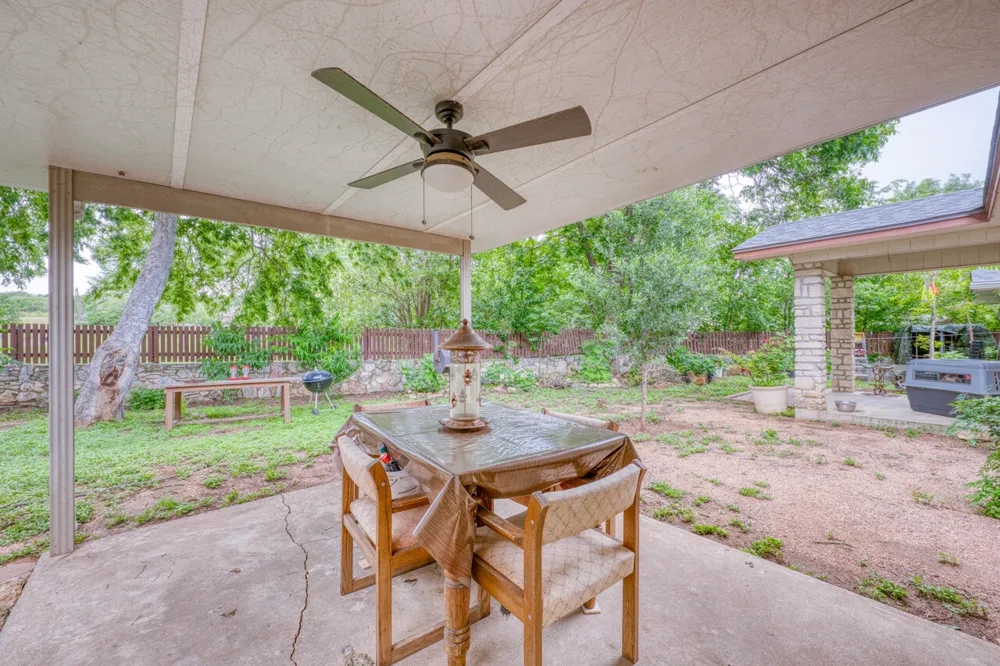 301 6th Street Marble Falls, TX 78654