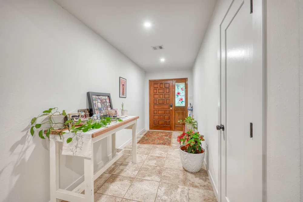 301 6th Street Marble Falls, TX 78654