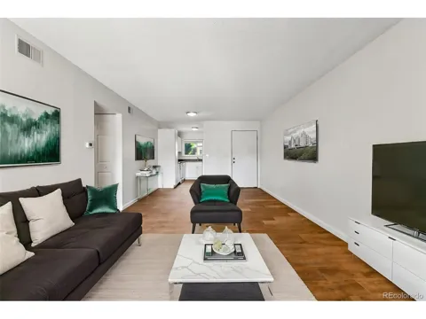 443 Wright Street #209