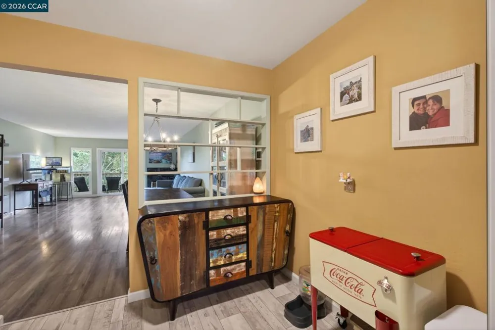 1984 Ascot Dr #C Moraga, CA 94556
