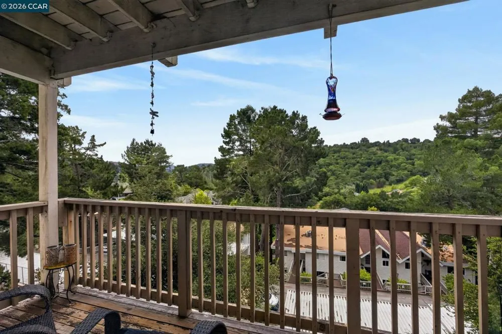 1984 Ascot Dr #C Moraga, CA 94556