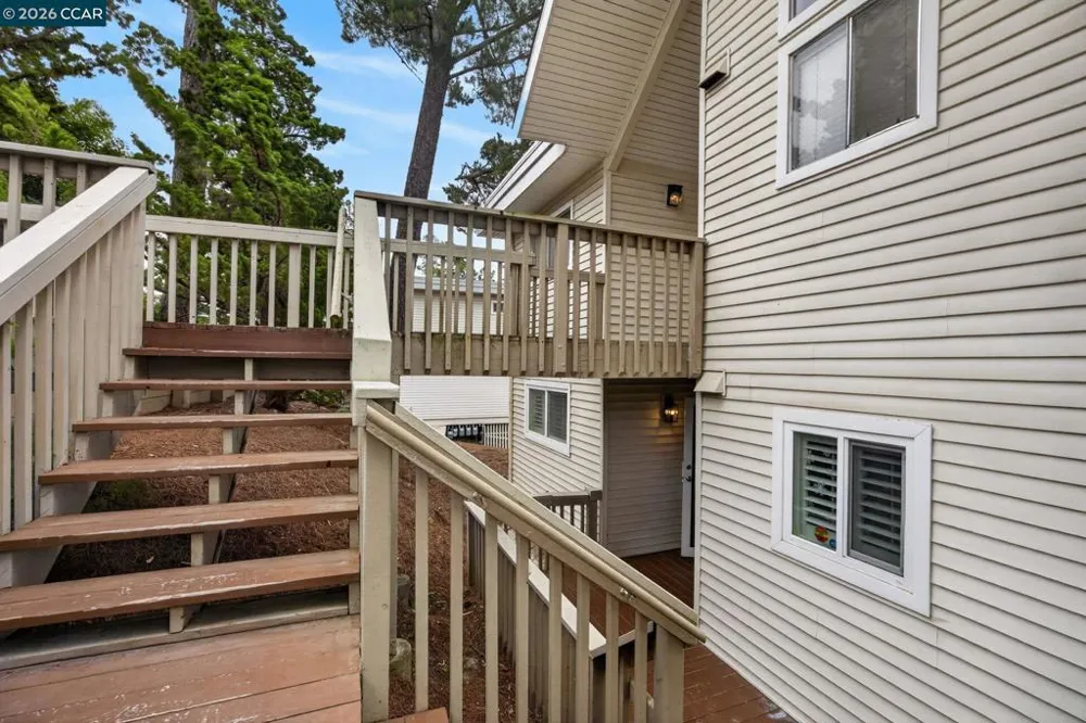 1984 Ascot Dr #C Moraga, CA 94556