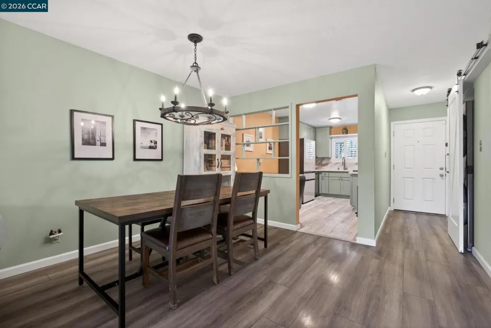 1984 Ascot Dr #C Moraga, CA 94556