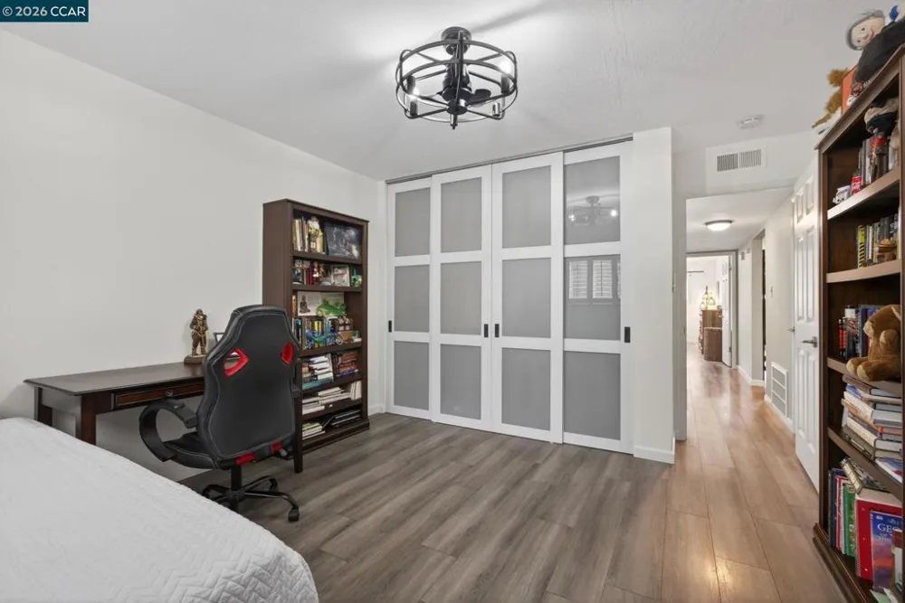 1984 Ascot Dr #C Moraga, CA 94556