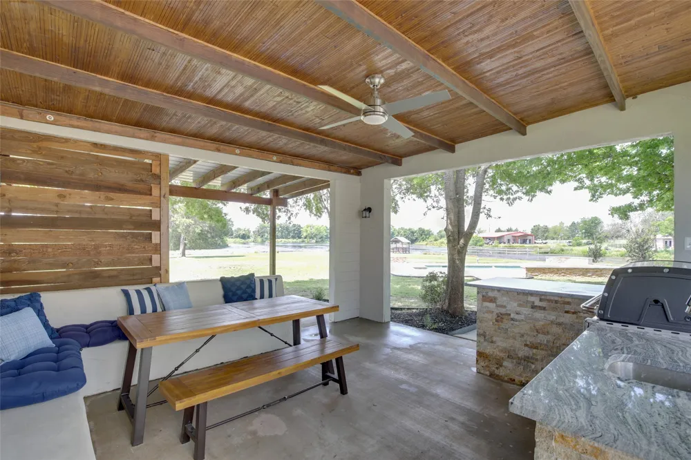 8862 County Road 4028 Kemp, TX 75143