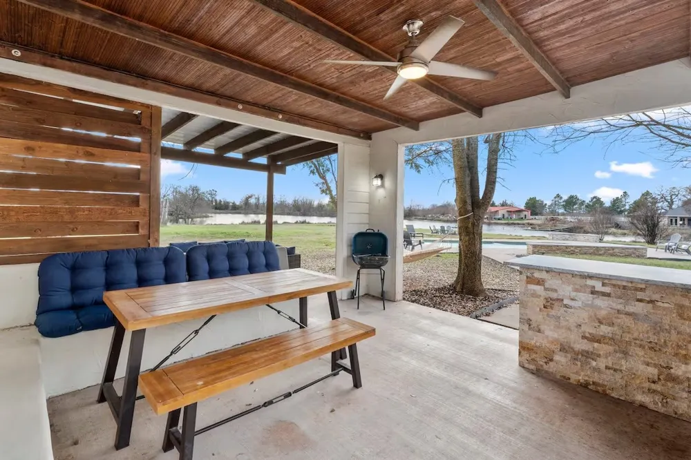 8862 County Road 4028 Kemp, TX 75143