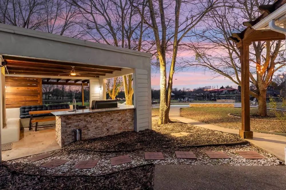 8862 County Road 4028 Kemp, TX 75143