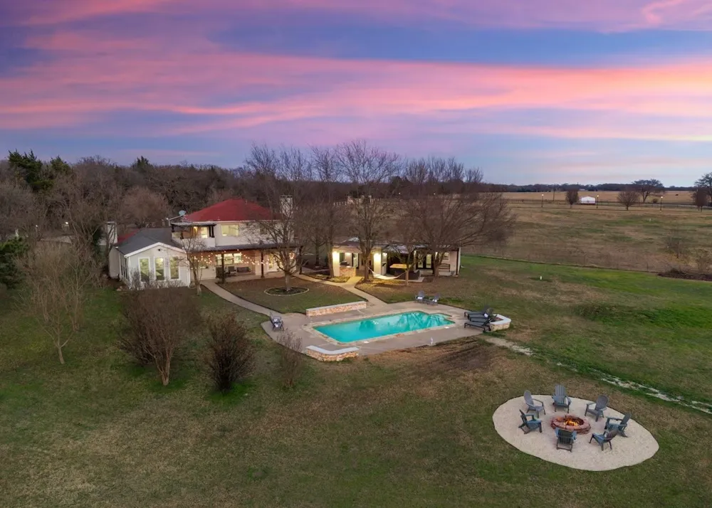 8862 County Road 4028 Kemp, TX 75143