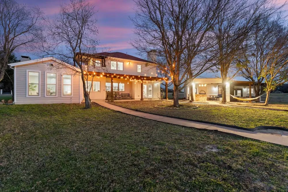 8862 County Road 4028 Kemp, TX 75143