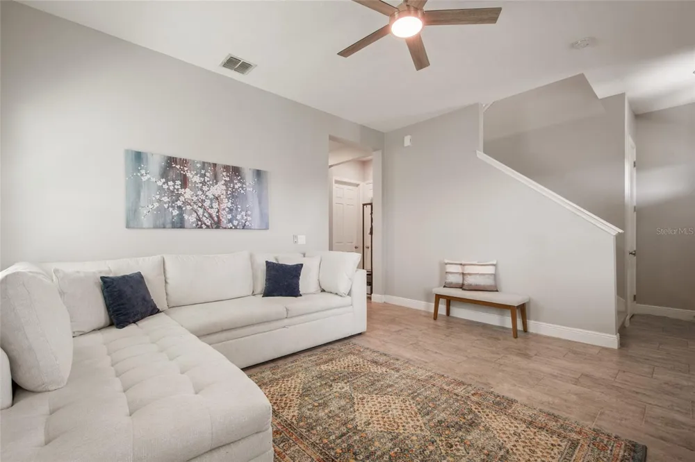 2241 WHITE FEATHER LOOP Oakland, FL 34787
