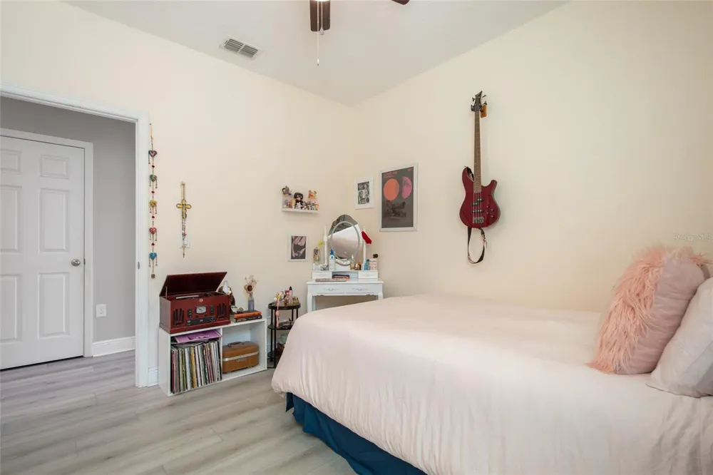 2241 WHITE FEATHER LOOP Oakland, FL 34787