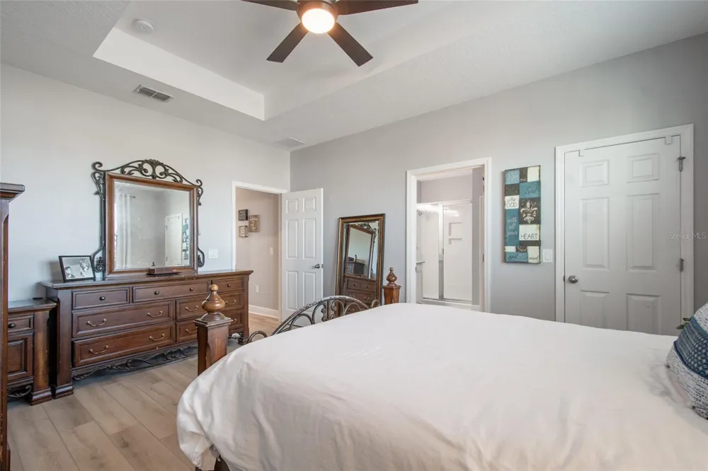 2241 WHITE FEATHER LOOP Oakland, FL 34787