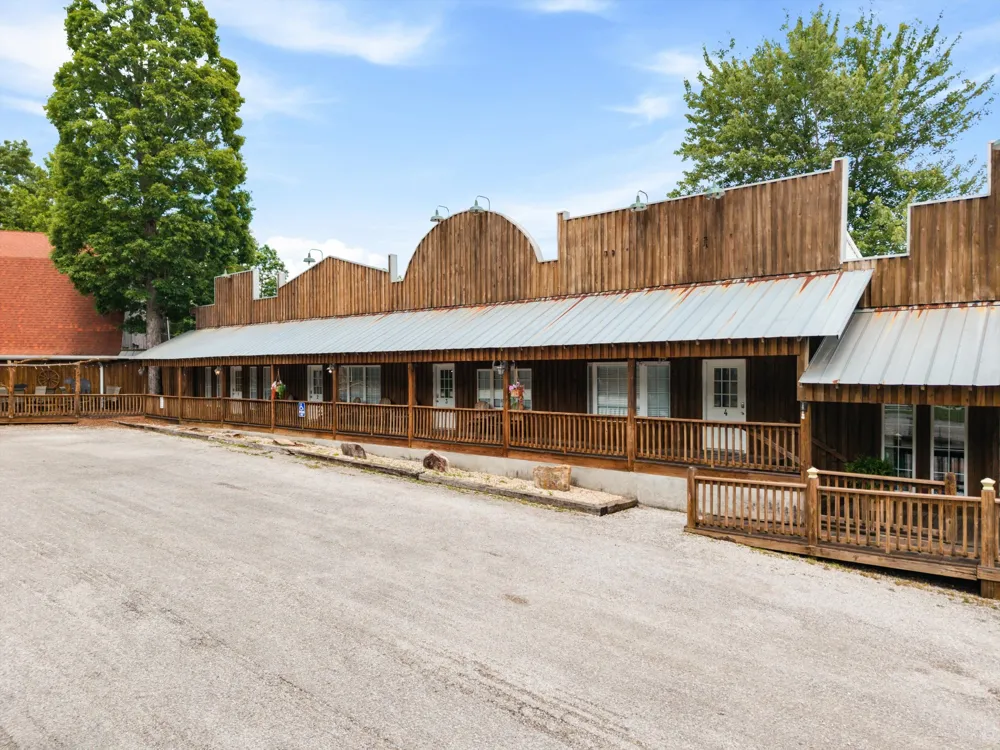 11845 US 41 Monteagle, TN 37356
