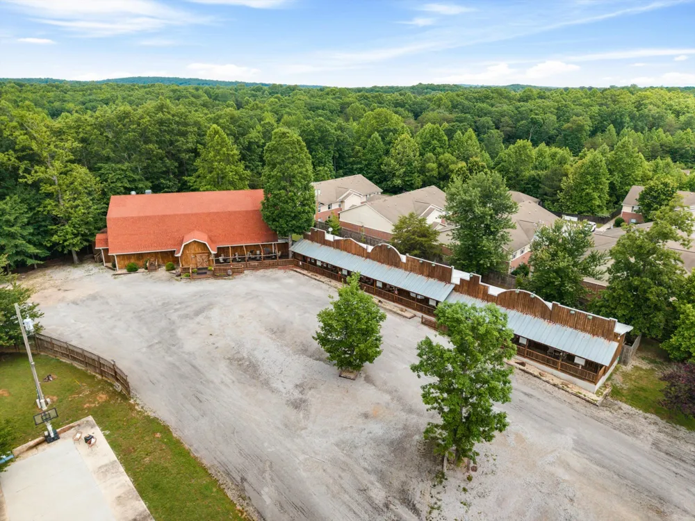 11845 US 41 Monteagle, TN 37356