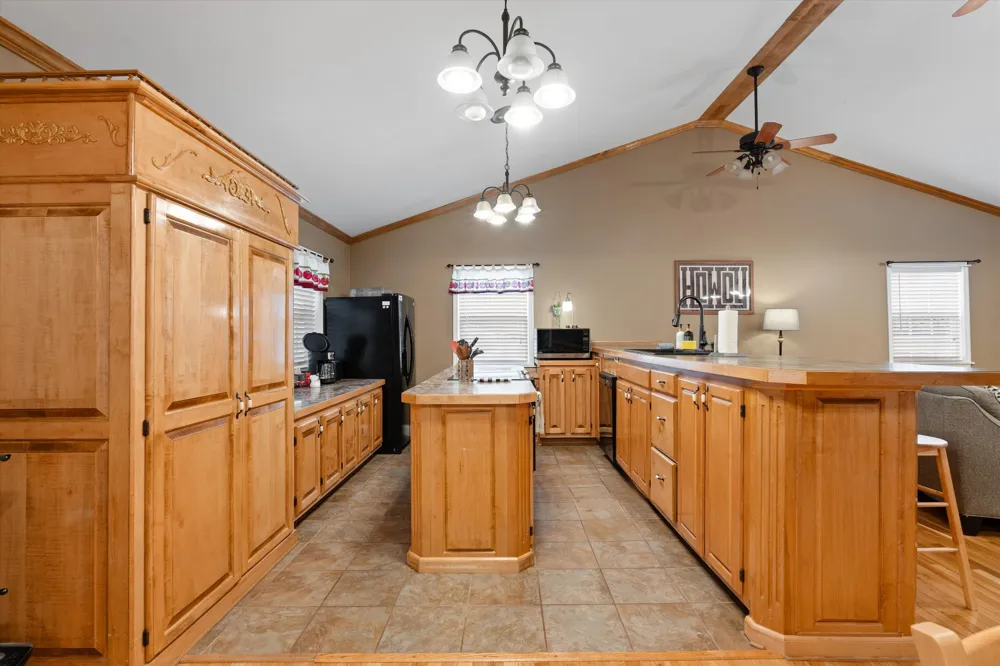 11845 US 41 Monteagle, TN 37356